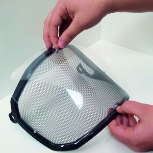Protos® Clip-On Clear Visor